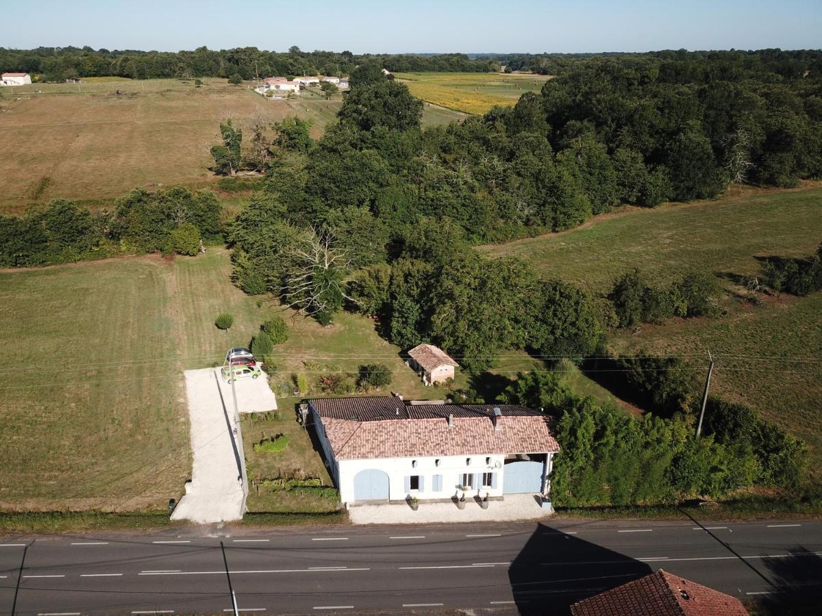 Vignesarichard Chevanceaux Exterior foto